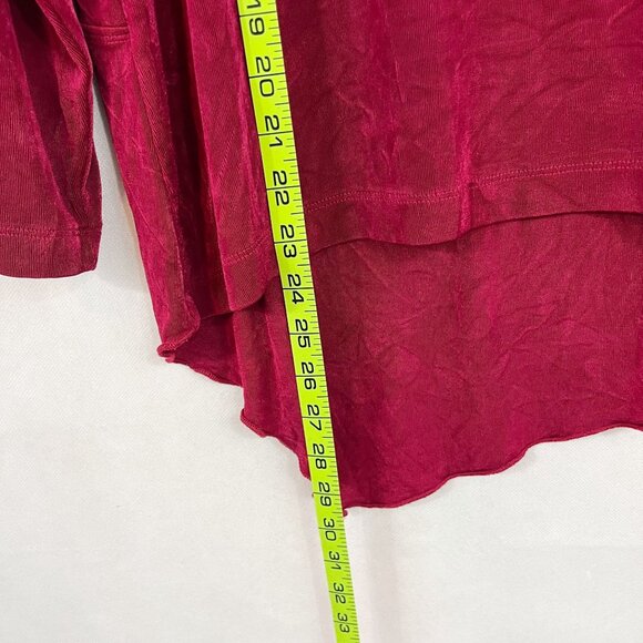 Chico's Travelers Red Wrinkle Resistant Asymmetrical Hem V-Neck Top - Size 3, XL - Picture 5 of 5